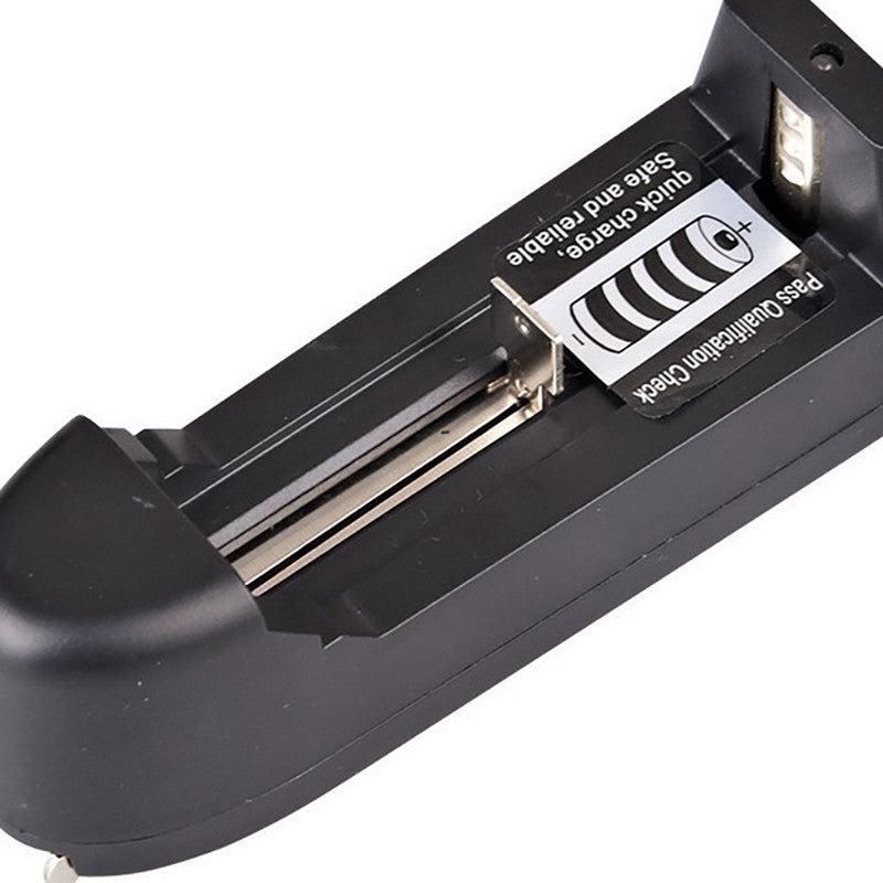 18650 14500 Lithium battery charger Multi-function single slot 3.7V charger Universal single charger 16340